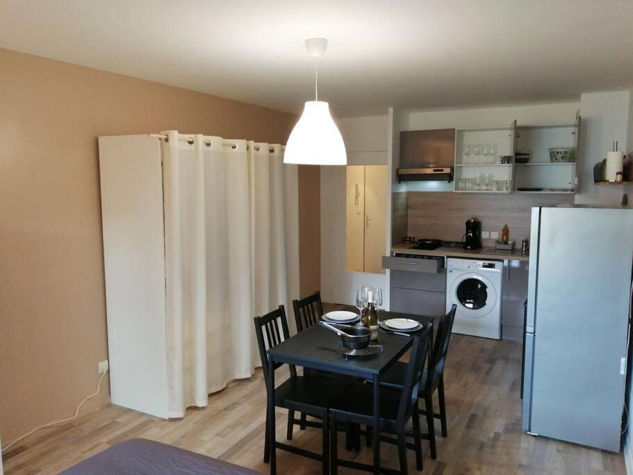 איבטו Studio 5 Min Du Centre Et De La Gare מראה חיצוני תמונה